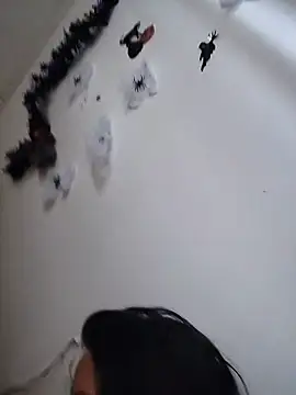 Snapshot of Queen_Ashly chatting on 10.19.25 Queen Ashly online show from 10.19.25