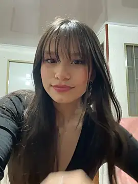 Alisha Olsen  online show from 10.20.25