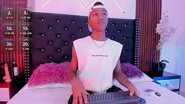 SammyAdams  online show from 09.22.25