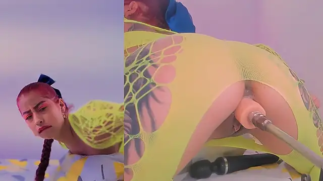 Gabriela Reyes online show from 04.07.26