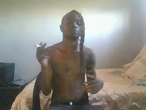 Snapshot of Nykho17 chatting on 10.02.25 Nykho17 online show from 10.02.25