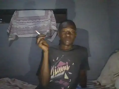 Snapshot of Nykho17 chatting on 10.26.25 Nykho17 online show from 10.26.25