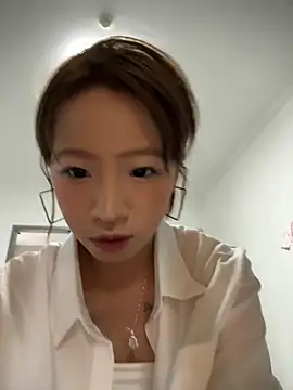 jingjing005 online show from 06.11.26