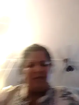 Snapshot of Jann_Riya333 chatting on 10.01.25 Jann Riya333 online show from 10.01.25