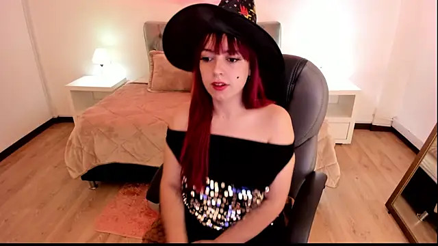 Snapshot of Blair_red_ chatting on 10.30.25 Blair red online show from 10.30.25