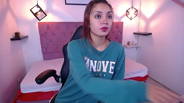 Ariana Toro online show from 09.19.25