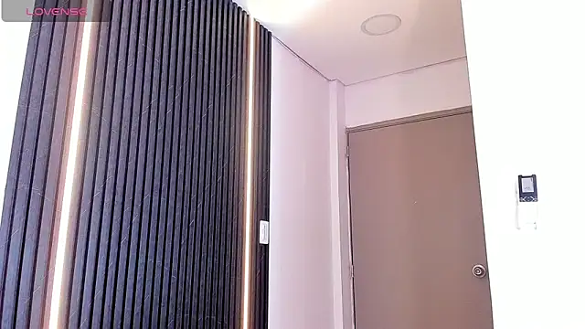 Gabrielaa Miller  online show from 10.11.25