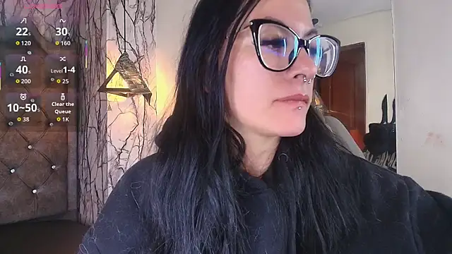 Zami Escobar of online show from 11.23.25