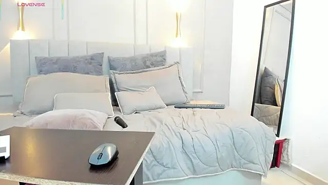 victoria bourne online show from 01.09.26