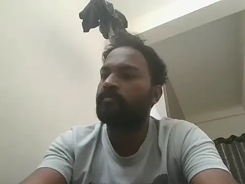 Snapshot of king_godgm chatting on 10.10.25 king godgm online show from 10.10.25