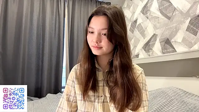 Snapshot of KiraVelvet chatting on 11.09.25 KiraVelvet online show from 11.09.25