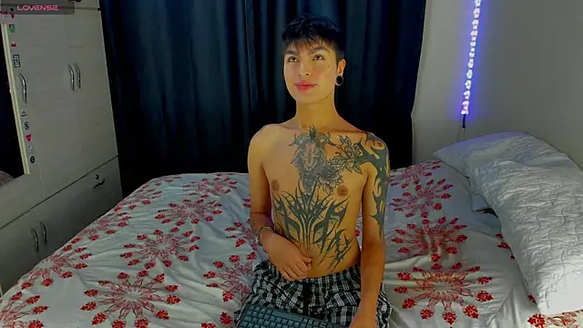 Dark luckyyy online show from 11.21.25