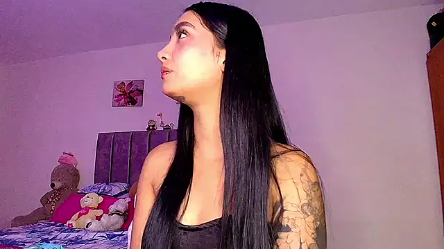 mia yireth online show from 04.01.26