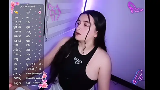 DanniG2000  online show from 11.25.25