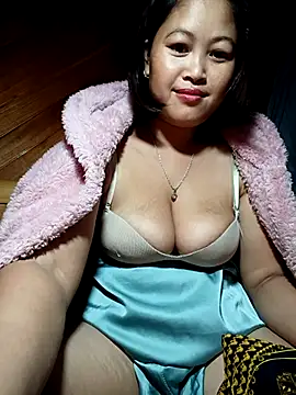 Snapshot of maycuc123 chatting on 11.02.25 maycuc123 online show from 11.02.25