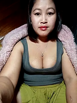 maycuc123 online show from 12.15.25