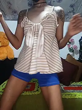 Snapshot of emali_baba chatting on 05.18.26 emali baba online show from 05.18.26