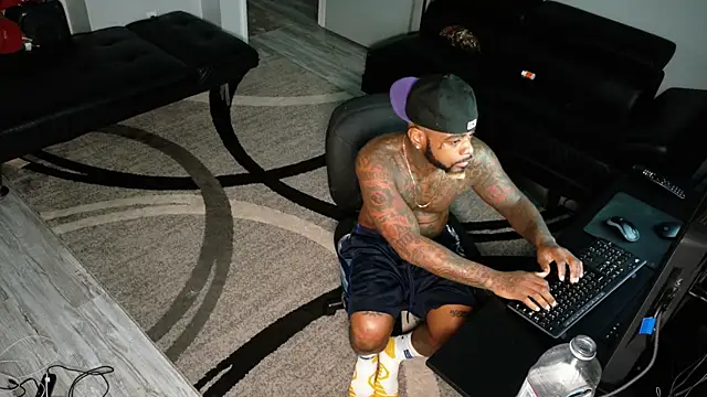 SLANGONDEMHOES online show from 09.29.25