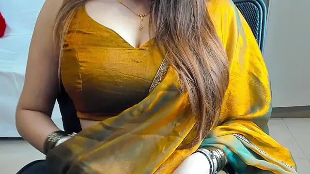 Shawtty Girl online show from 10.26.25