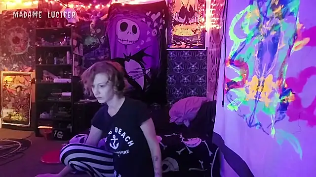 Snapshot of Madame_Lucifer chatting on 05.15.26 Madame Lucifer online show from 05.15.26