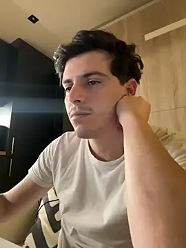 Snapshot of dock_75 chatting on 10.19.25 dock 75 online show from 10.19.25