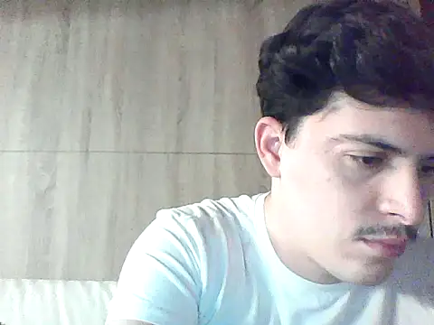 Snapshot of dock_75 chatting on 10.20.25 dock 75 online show from 10.20.25