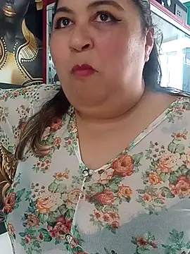 curvy diva  online show from 09.13.25