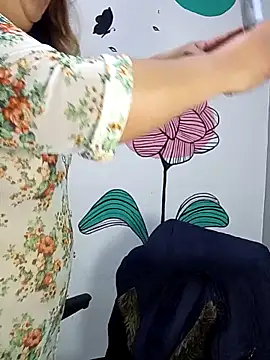 curvy diva  online show from 09.21.25