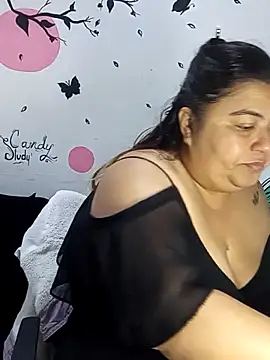 curvy diva  online show from 09.25.25