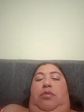 curvy diva  online show from 09.29.25