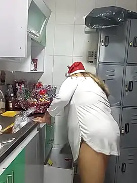 curvy diva  online show from 12.23.25