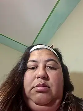 curvy diva  online show from 03.31.26