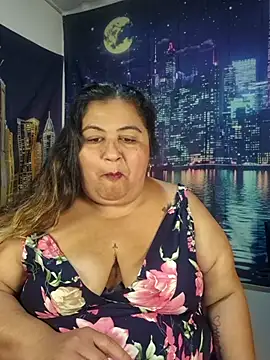 curvy diva  online show from 04.12.26