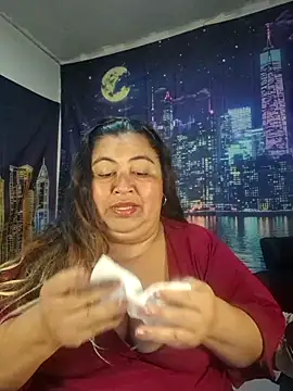 curvy diva  online show from 04.13.26