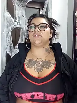 snow belle online show from 10.20.25