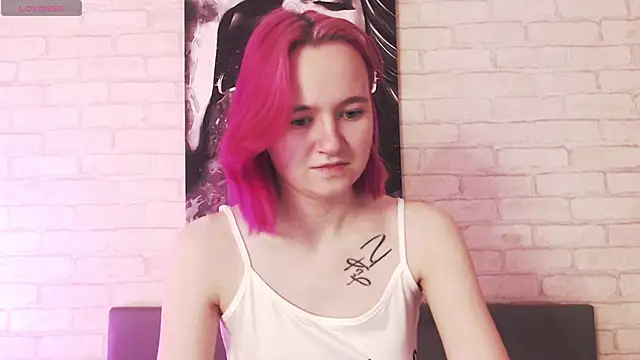 Ericha Stone online show from 09.10.25