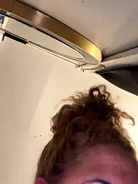 Snapshot of StylishEchium chatting on 09.26.25 StylishEchium online show from 09.26.25