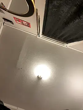 Snapshot of StylishEchium chatting on 11.02.25 StylishEchium online show from 11.02.25