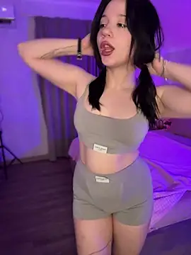 YourLittleDevil online show from 03.12.26