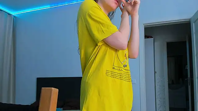 JanetShy online show from 12.21.25