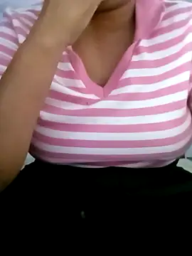 Snapshot of joyajaan911 chatting on 09.14.25 joyajaan911 online show from 09.14.25