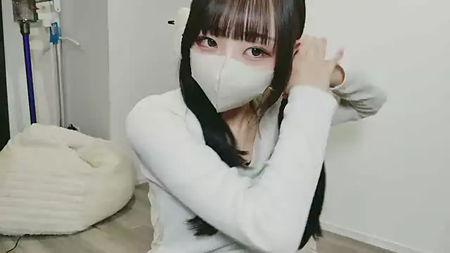 Snapshot of Mashiro-chan chatting on 09.22.25 Mashiro-chan online show from 09.22.25