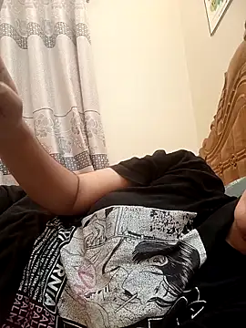 Snapshot of midnightmuse-03 chatting on 10.04.25 midnightmuse-03 online show from 10.04.25