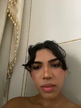 VeronicaSaenzx online show from 11.10.25