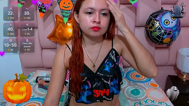 Snapshot of carolina_squirt21 chatting on 10.30.25 carolina squirt21 online show from 10.30.25