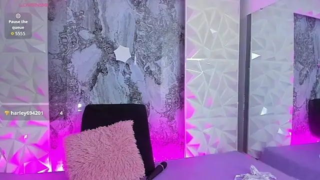 Madison 03 online show from 12.17.25