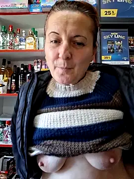 Fluturas2 online show from 10.25.25