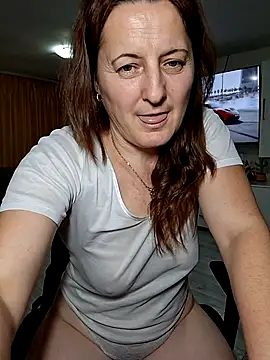 Fluturas2 online show from 11.26.25