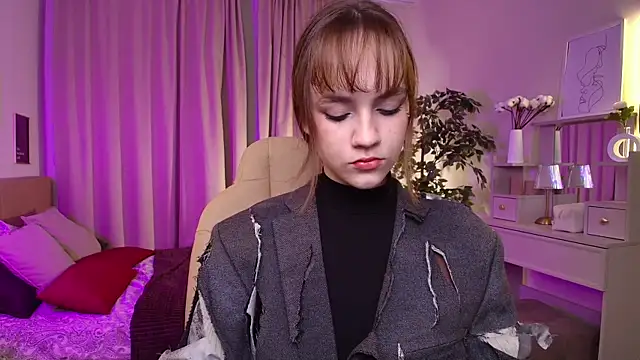 Jamie Chung online show from 12.04.25