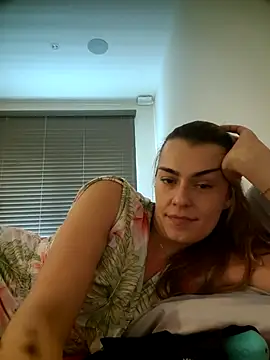 Carolinemiam online show from 10.02.25